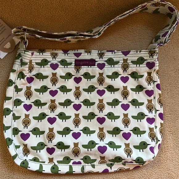 Bungalow 360 vegan canvas Messenger crossbody shoulder bag. Hearts and birds. - Picture 1 of 8